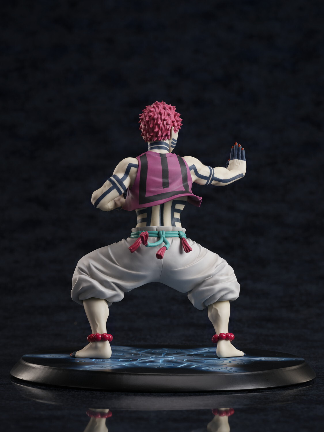 Фигурка Demon Slayer: Kimetsu no Yaiba Akaza 1/8scalefigure