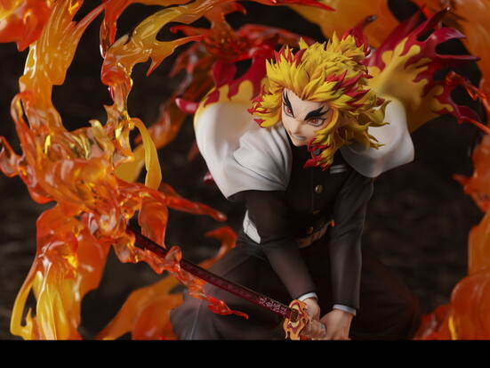 Фигурка Demon Slayer: Kimetsu no Yaiba Kyojuro Rengoku 1/8scalefigure