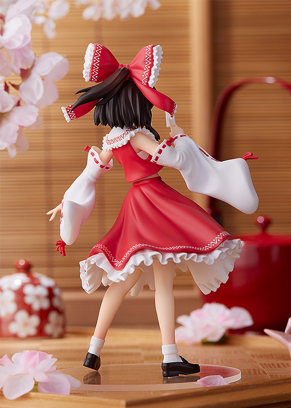 Фигурка POP UP PARADE Reimu Hakurei