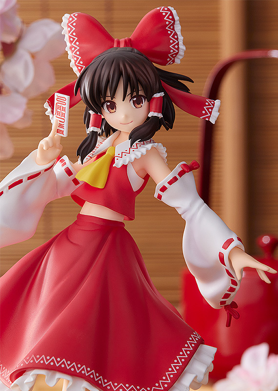 Фигурка POP UP PARADE Reimu Hakurei