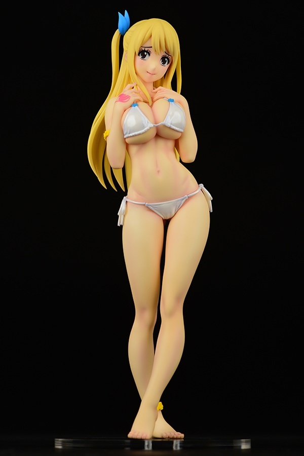 Фигурка Lucy　heartfilia Swimsuit PURE in HEART