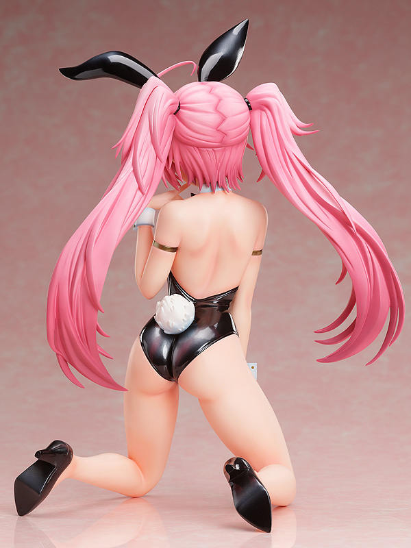 Фигурка Millim: Bare Leg Bunny Ver.