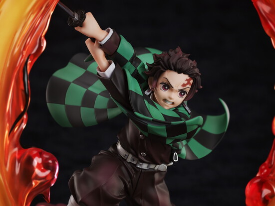 Фигурка Demon Slayer: Kimetsu no Yaiba Tanjiro Kamado 1/8scalefigure