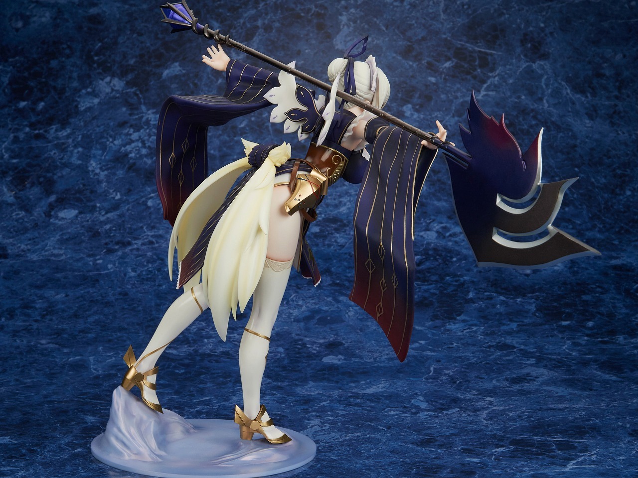 Фигурка Sennen Sensou Aigis Okyu Jijyobukan Sala Daini Kakusei ver.