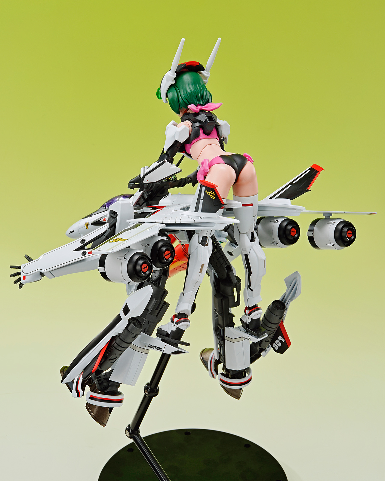 Фигурка Abuehrf V.F.G. Macross F VF-25F Messiah Ranka Lee