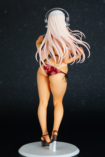 Фигурка Super Sonico Summer Vacation ver.-Sun kissed-