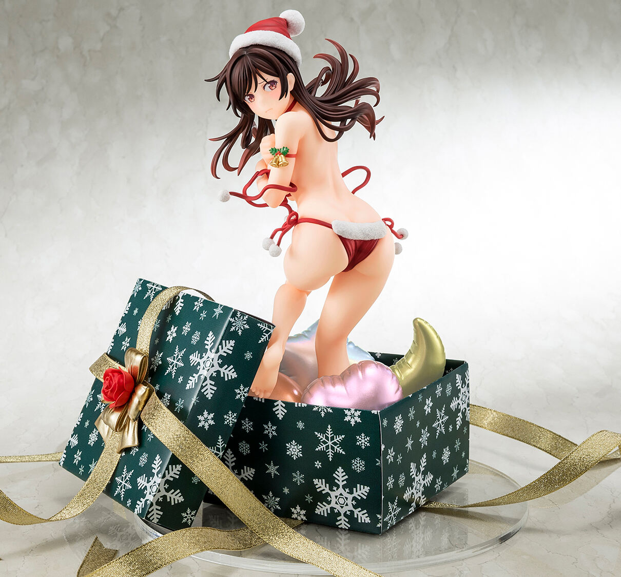 Фигурка 1/6 scaled pre-painted figure of “Rent-A-Girlfriend” MIZUHARA Chizuru in a Santa Claus bikini de fluffy figure