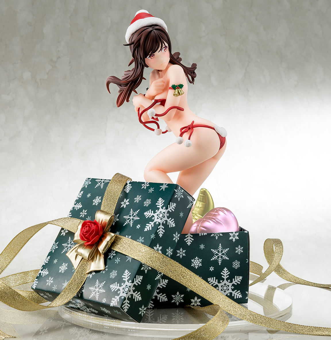 Фигурка 1/6 scaled pre-painted figure of “Rent-A-Girlfriend” MIZUHARA Chizuru in a Santa Claus bikini de fluffy figure