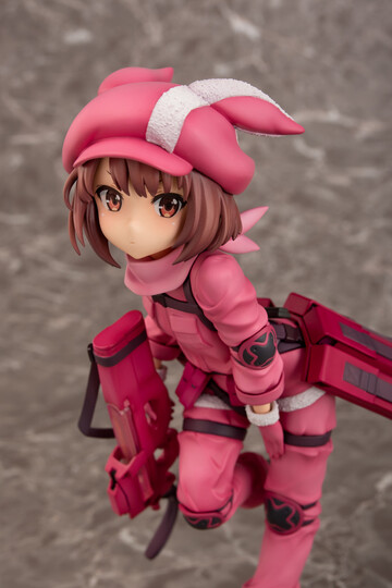 Фигурка LLENN (PLUM)