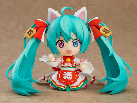 Фигурка Nendoroid Hatsune Miku: Maneki Miku Ver.