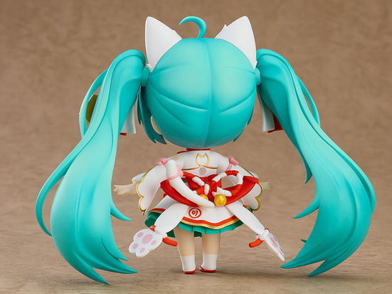 Фигурка Nendoroid Hatsune Miku: Maneki Miku Ver.