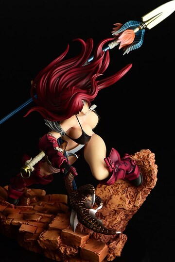 Фигурка Erza Scarlet the knight ver. .another color Crimson Armor