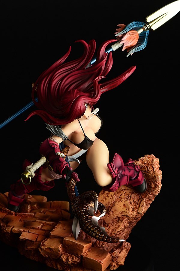 Фигурка Erza Scarlet the knight ver. .another color Crimson Armor