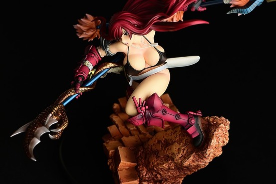 Фигурка Erza Scarlet the knight ver. .another color Crimson Armor