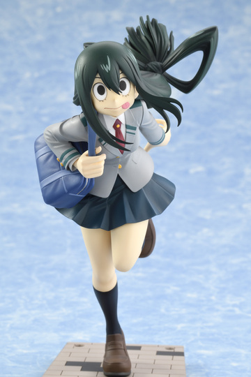 Фигурка KONEKORE Tsuyu Asui Uniform Ver.